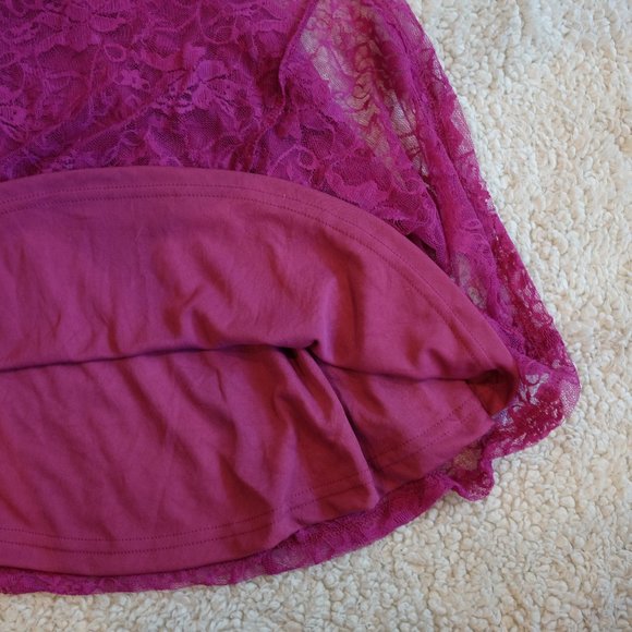 Streetwear Society Fuchsia Lace with Liner Dress - Picture 4 of 4